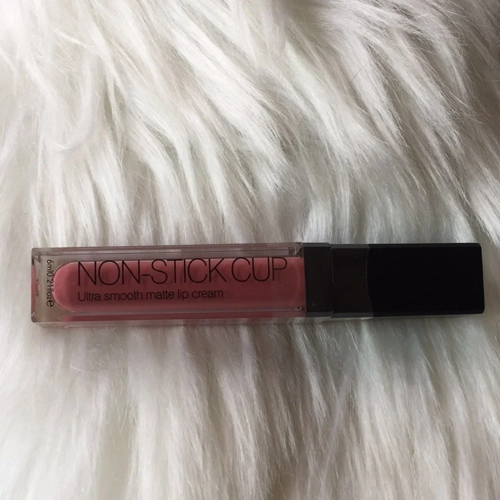 OKALAN Non-Stick Cup Matte Lip Cream